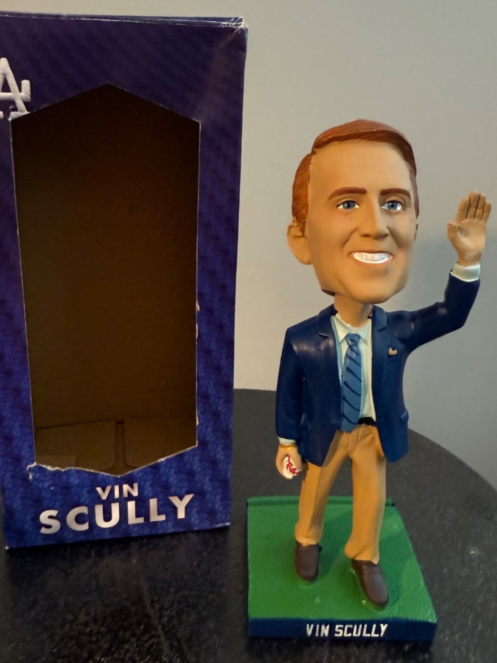Vintage 2015 Vin Scully Bobblehead – LA Dodgers SGA Hall of Fame Broadcaster